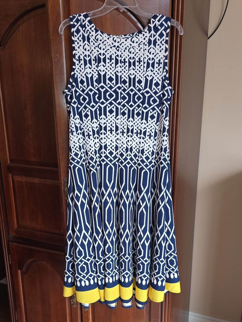 Haani Geometric Midi Dress 1x
